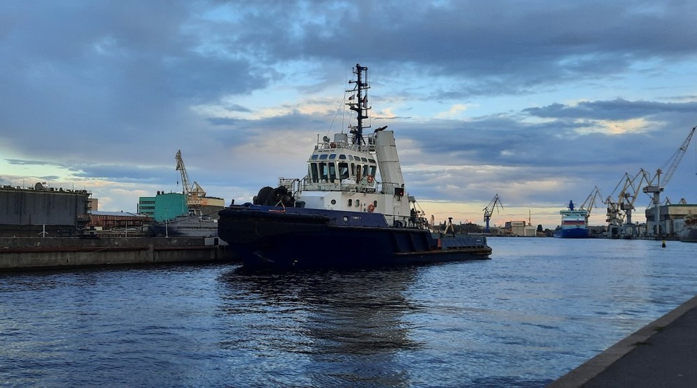Tugboat in a harbour